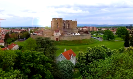 Découverte du château de Montrond les Bains